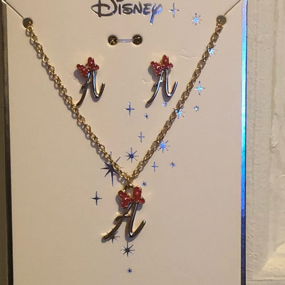 Minnie Mouse “A” Necklace Set - Picture 3 of 3